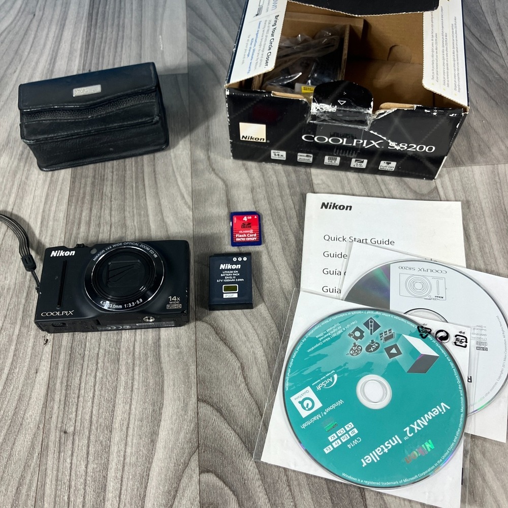 Nikon COOLPIX S8200 16.1MP Dig. Camera W/ Battery, SD card, Charger, Manual Case